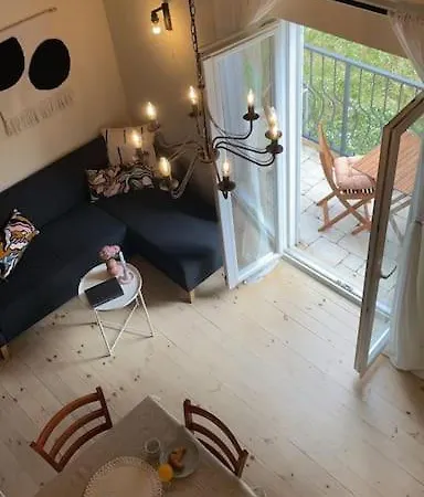 Apartman Ezza *